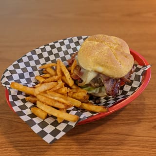 Bacon Cheeseburger w/ Garlic Parm Fries