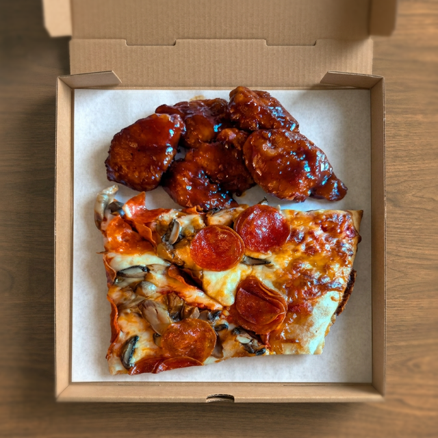 Large Cheese & 10 Boneless Wings.